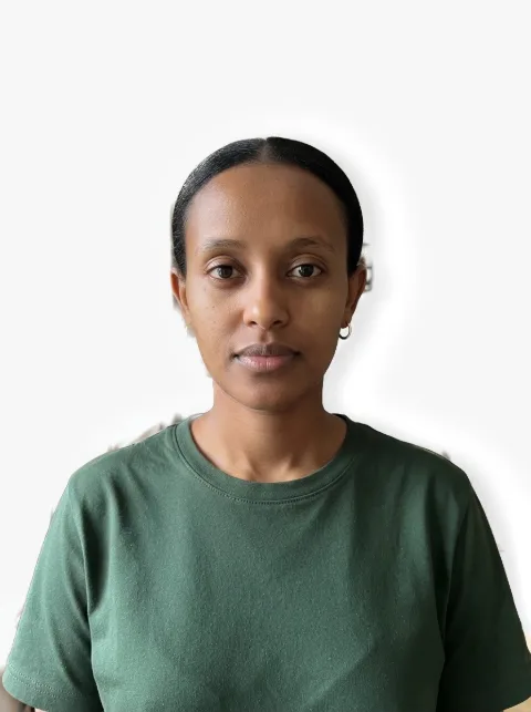 The same photo with an even, plain background